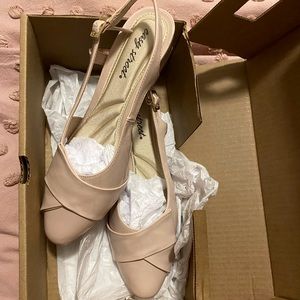 easy street nude heels